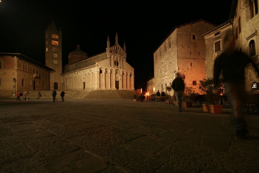 Massa Marittima, Duomo in notturna  | toscana promozione turistica