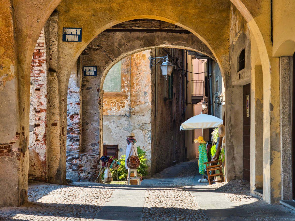 Orta San Giulio  | ajborges/shutterstock