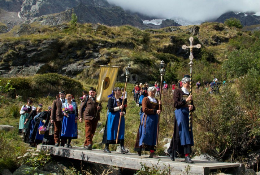 Alagna Valsesia, processione del Rosario Fiorito  | Unione Montana Valsesia