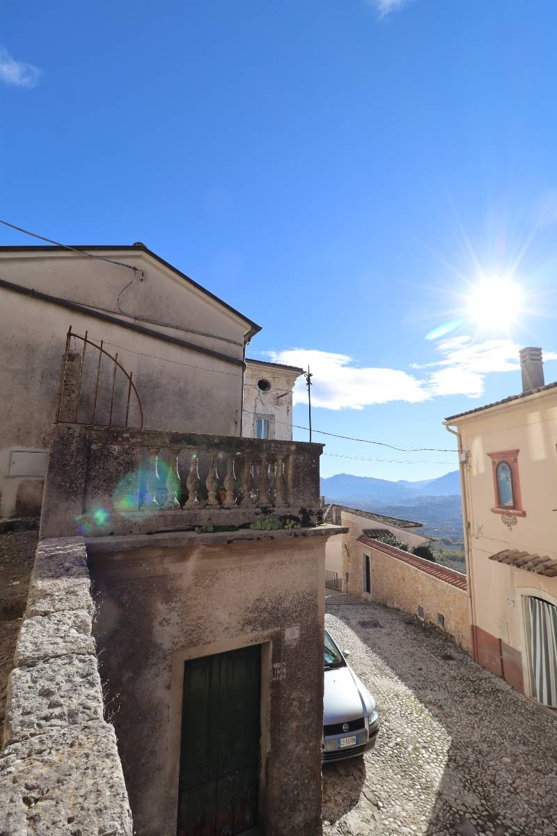 Il sole splende su San Donato Val di Comino  | e-borghi
