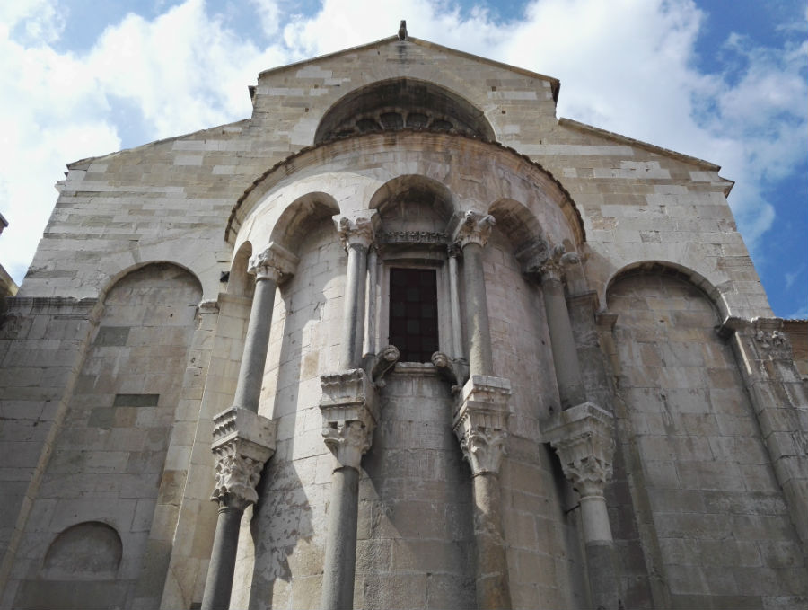 Troia, Abside Cattedrale con Capitello delle quattro Razze  | Antonio La Salandra