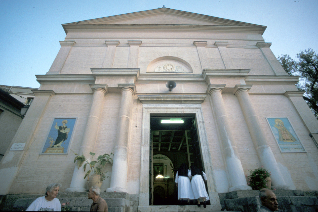 Chiesa di Santa Maria delle Grazie, Camerota  | francesco fogazzi/flickr