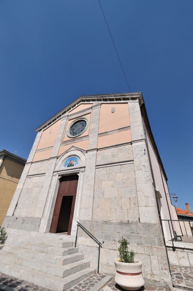 Chiesa della Madonna delle Grazie, Pescopennataro  | serfeo/iStock