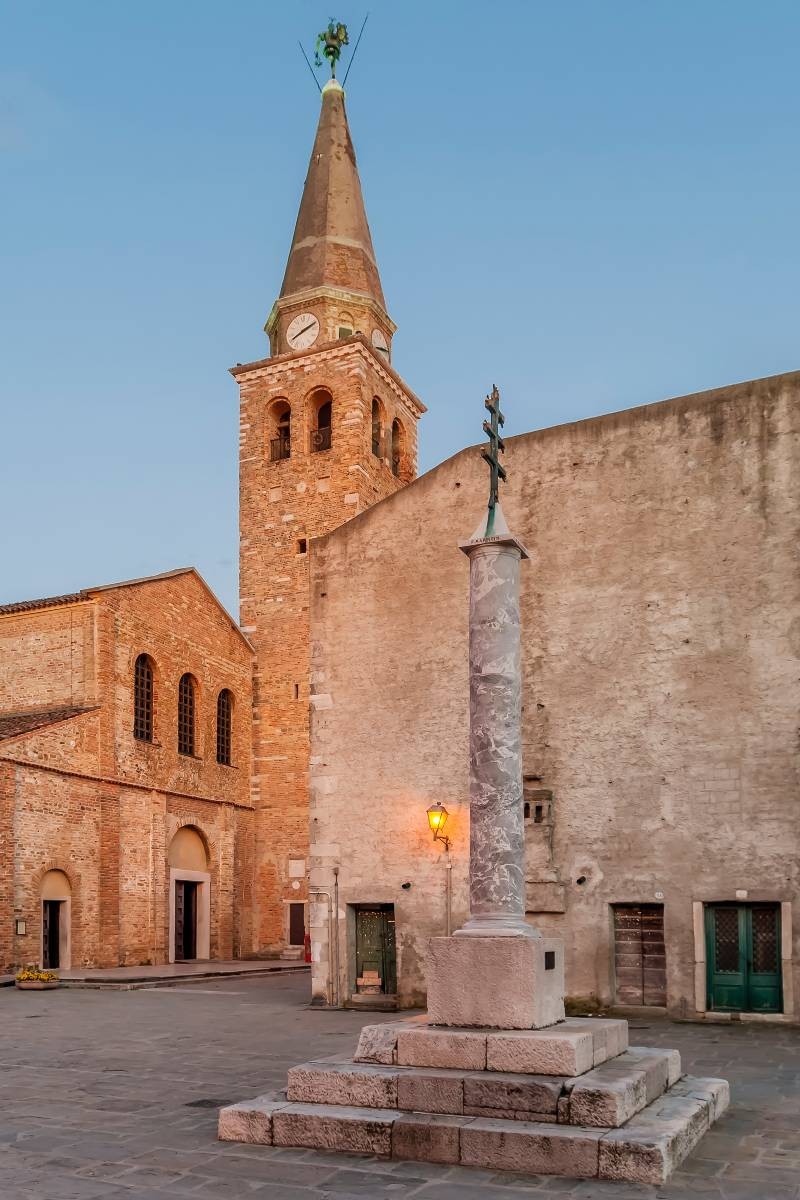 Basilica di Sant'Eufemia e la Croce del Patriarcato gradese  | Marco Taliani de Marchio