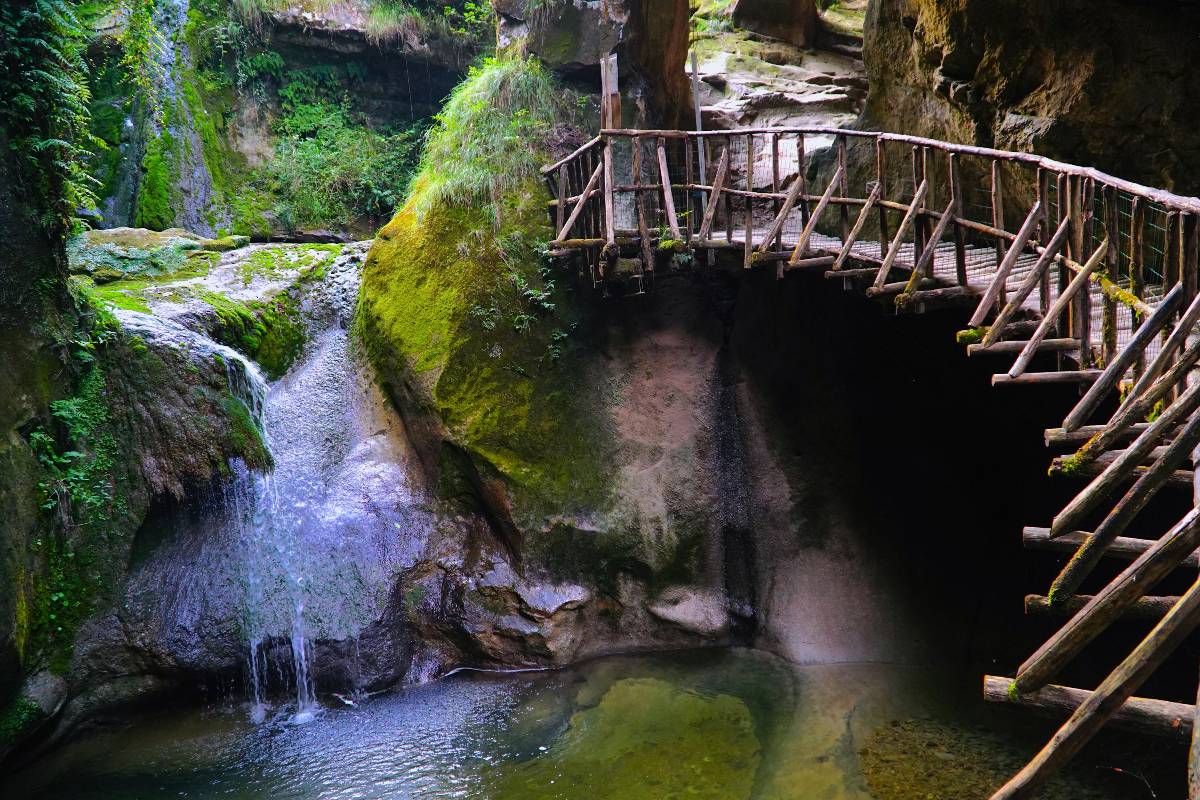 Parco Grotte del Caglieron