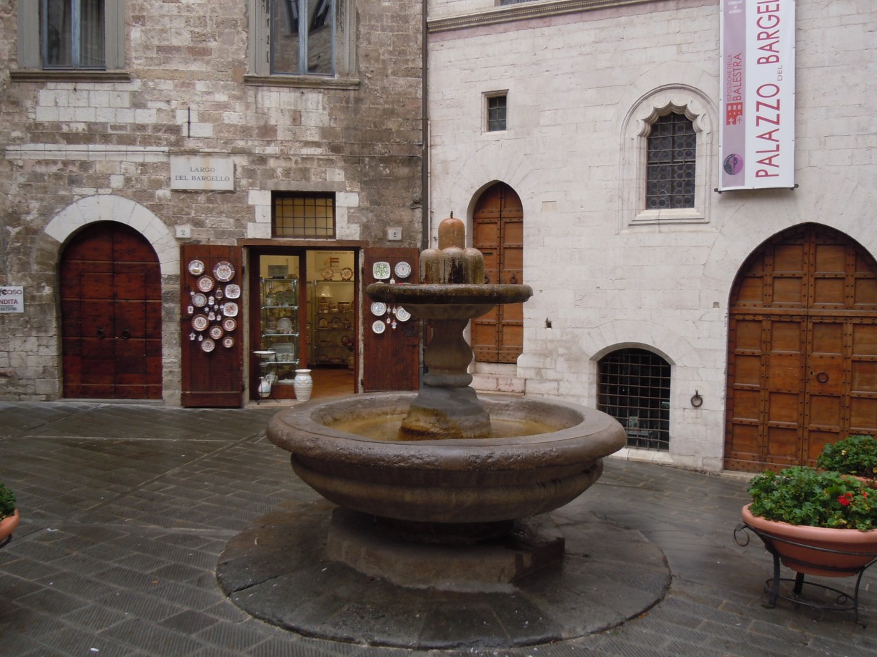 Fontana del Bargello, Gubbio