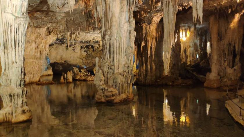Le 5 grotte più affascinanti d’Italia