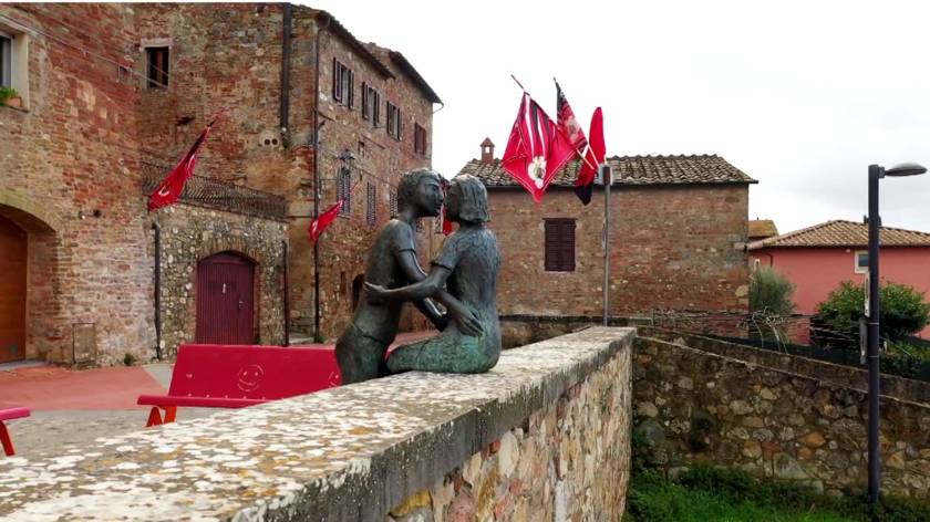 Casole d'Elsa: the open-air museum in the heart of Tuscany