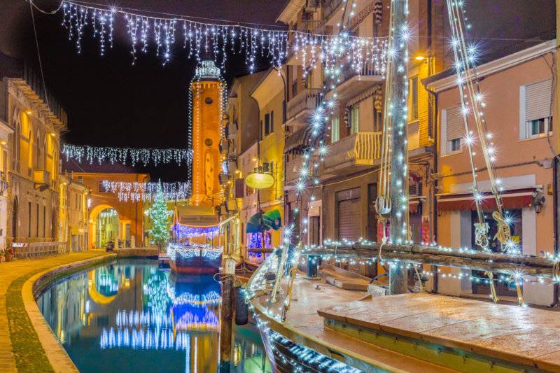 Le più belle luminarie natalizie in alcuni dei borghi più belli d'Italia
