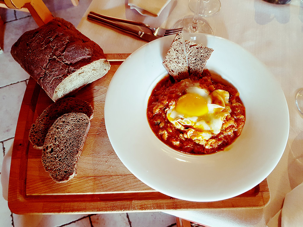 Recipe: The Acquacotta of La Solina's restaurant in Montemerano, typical dish of Maremmana tradition