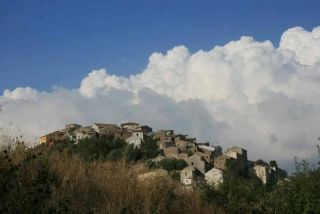 Zungoli tra le nuvole  | Luigi Ciasullo - e-borghi Community