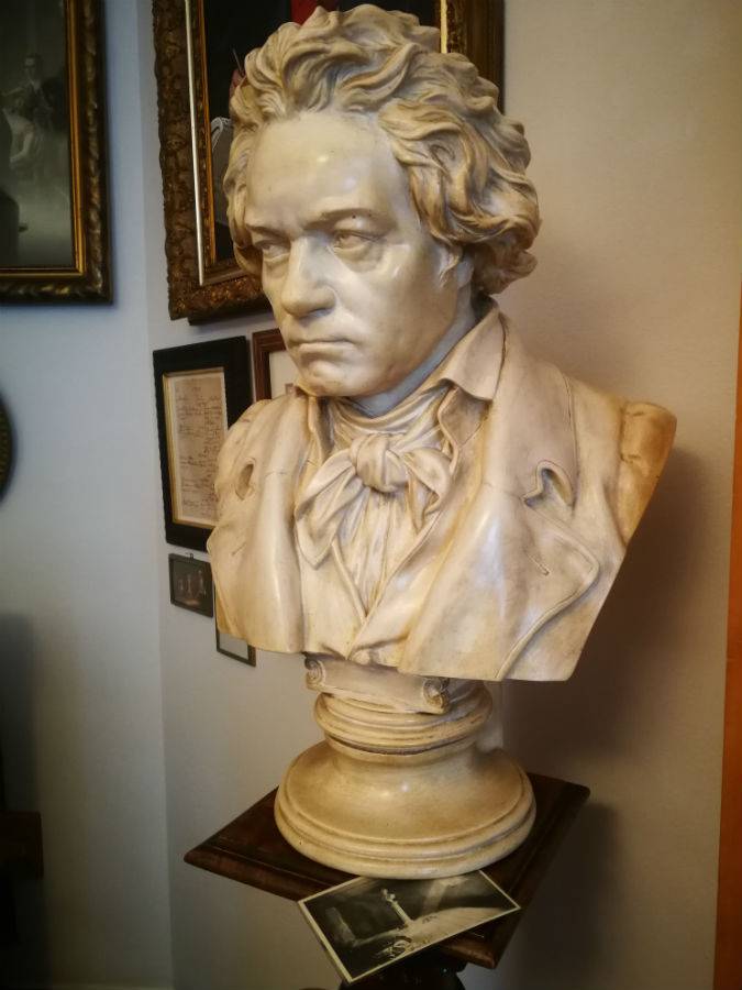Beethoven Library