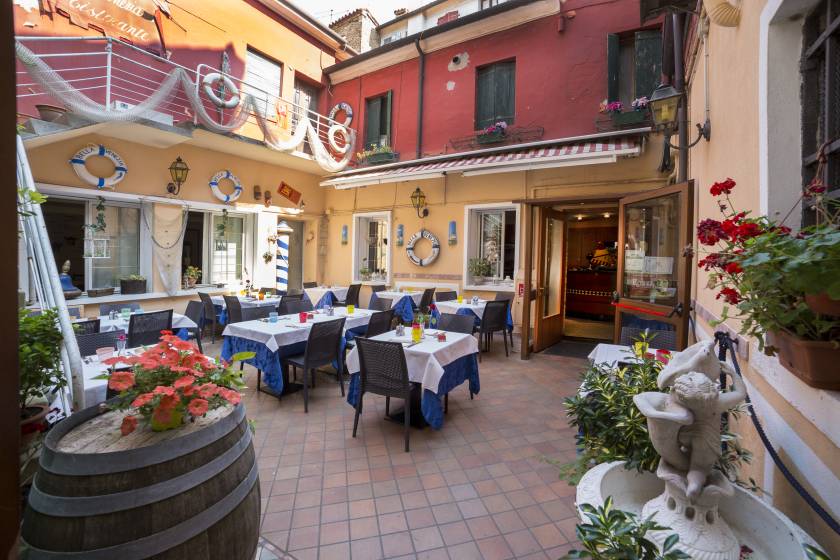 Bella Venezia Restaurant