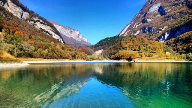 #lucideiborghi
I colori del lago di Tenno  | Cristina Santoro  - e-borghi Community