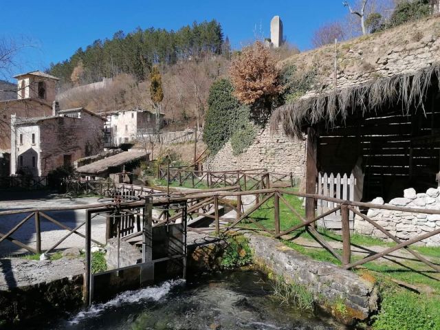 Borgo sull'acqua  | Francesca Esposito - e-borghi Community