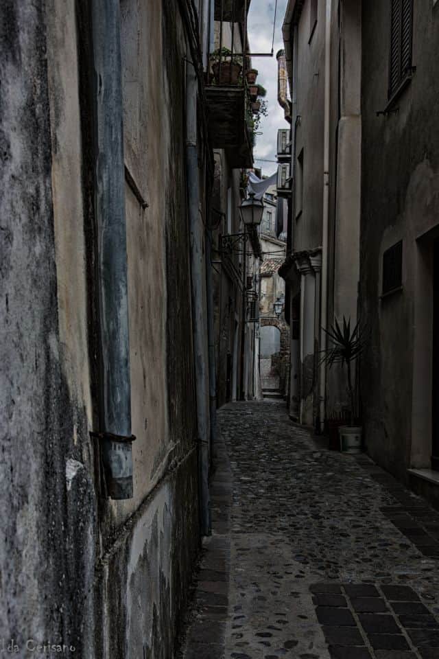 Alleys  | Ida Cerisano - e-borghi Community