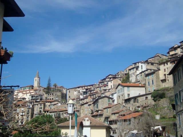 Panorama of Apricale  | Silvia Fiorentino - e-borghi Community