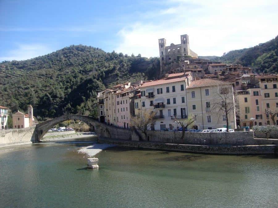Panorama of Dolceacqua  | Silvia Fiorentino - e-borghi Community