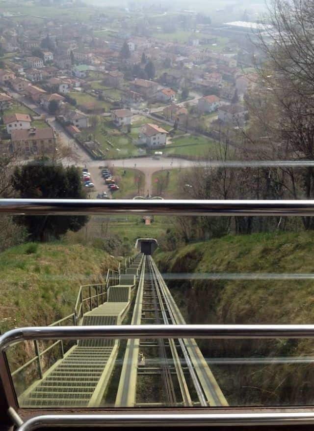 View from the funicular of Castelbranco toward Cison di Valmarino  | Silvia Fiorentino - e-borghi Community